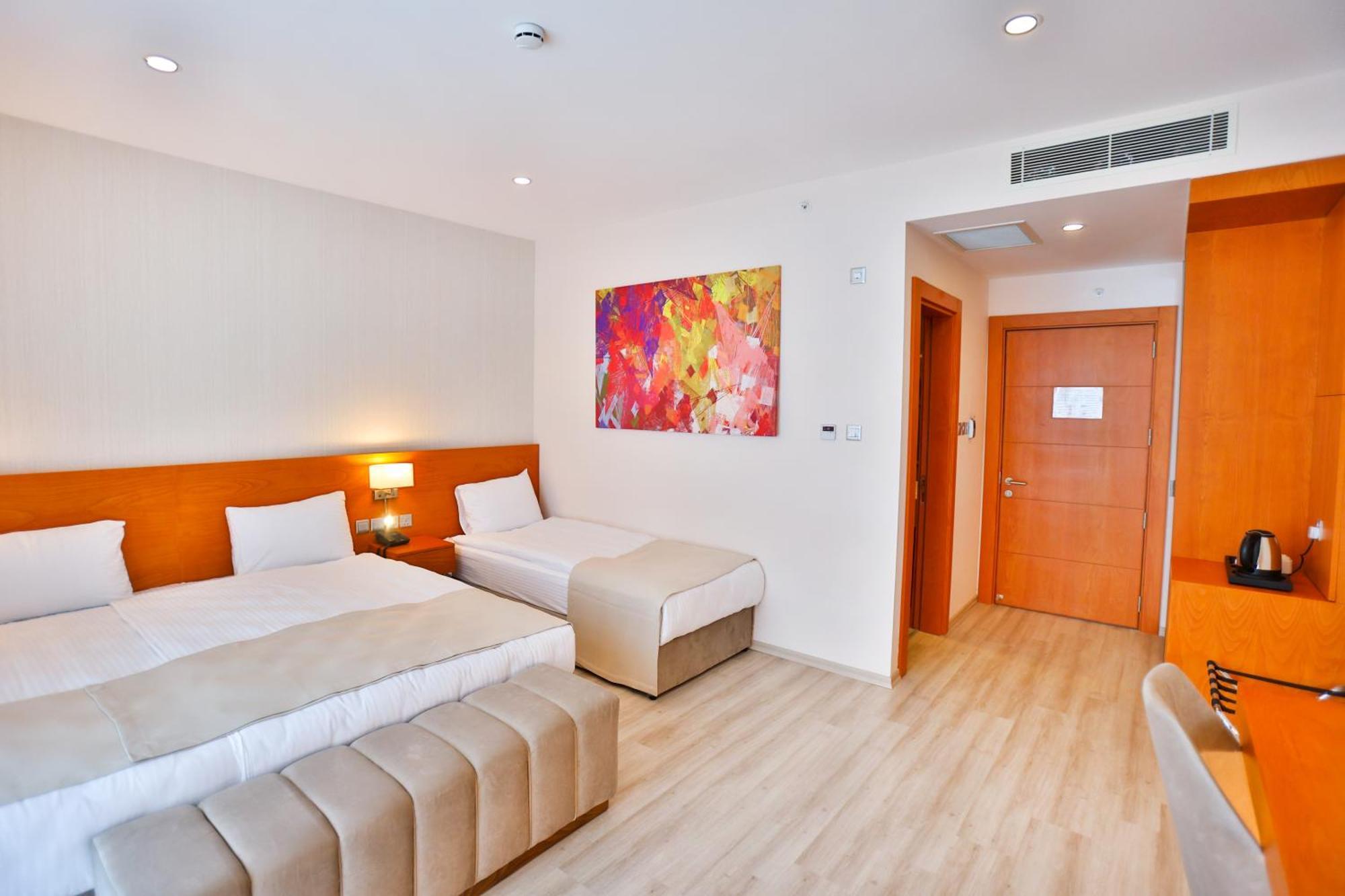 Caddem Inn Hotel Famagusta  Exterior photo